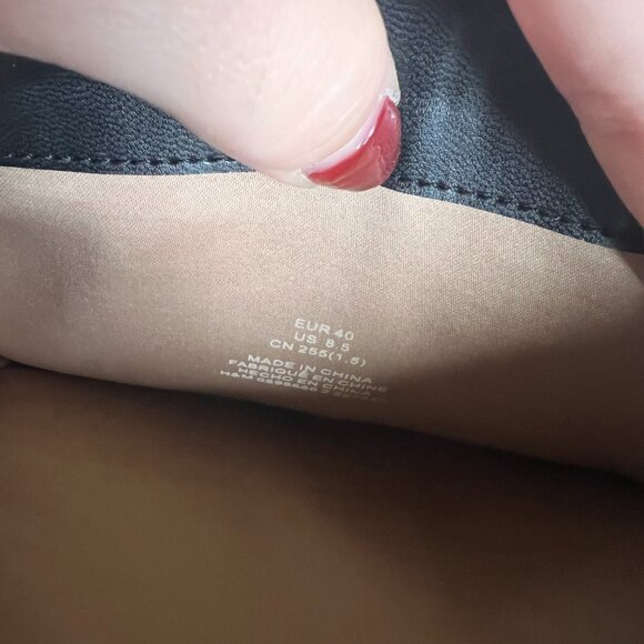 Black (faux) Croc Leather Knee High Boots - Picture 5 of 6